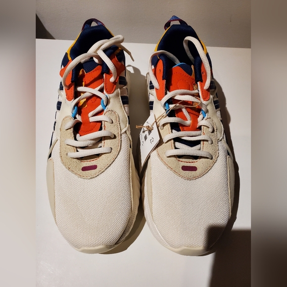 Adidas sneakers - Picture 2 of 4